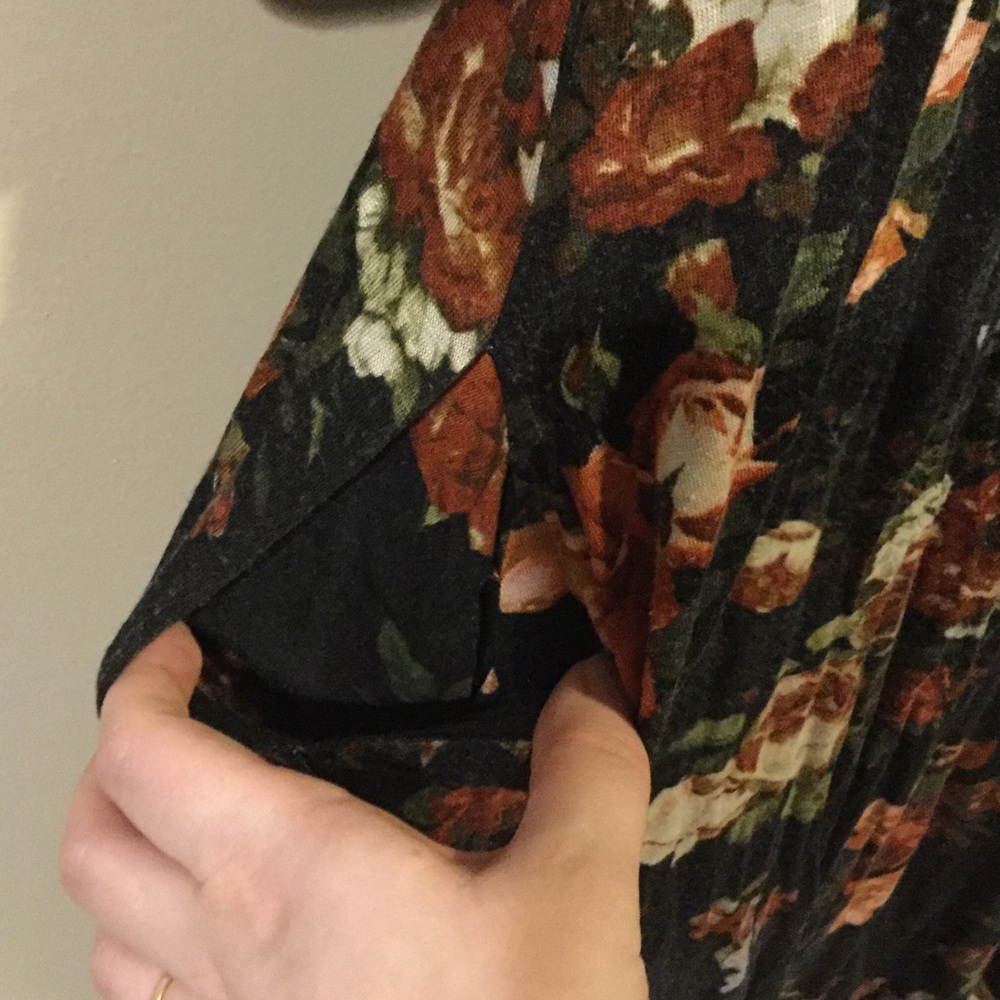 Black Floral Asymmetrical Hem Dress - Picture 5 of 7